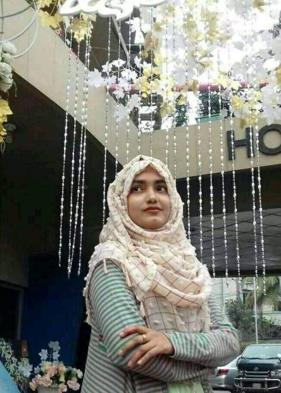 19yo teen Hijabi Bangla girl nude fingering photos 8