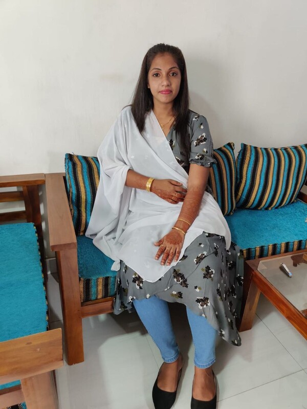 21 years old Srilankan girl rare nude photo 3
