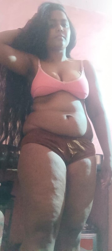 50+ nude photos of Telugu college girl shared with lover 5