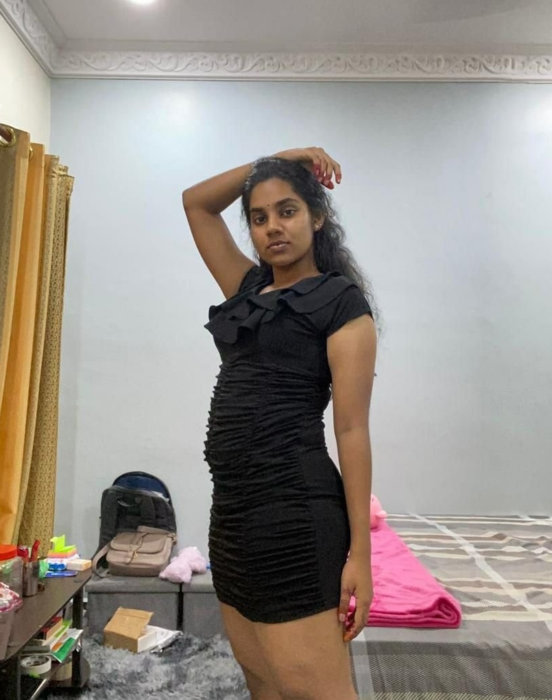 Adorable Tamil girl nude solo pics for boyfriend 6