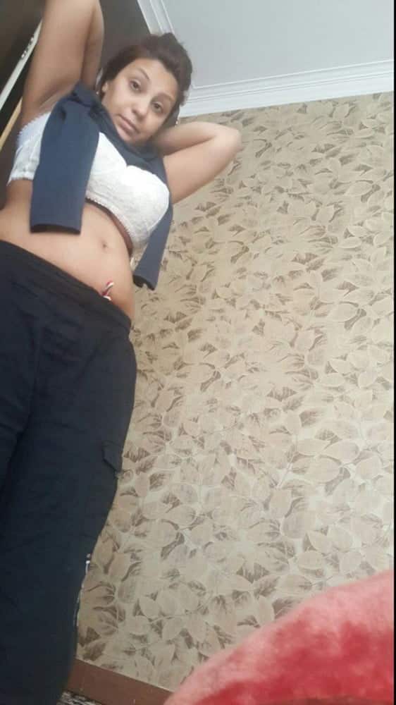 Adore watching these Paki wife sex pics 2