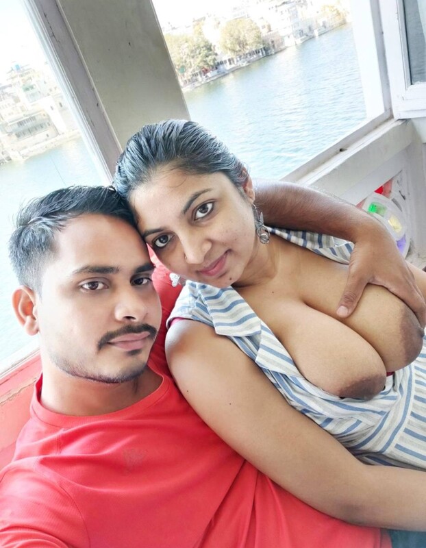 Aunty outdoor boob show and sex with husband 5