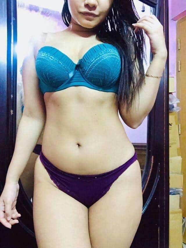 Bangla girl nude pics shared online by her ex-lover 7