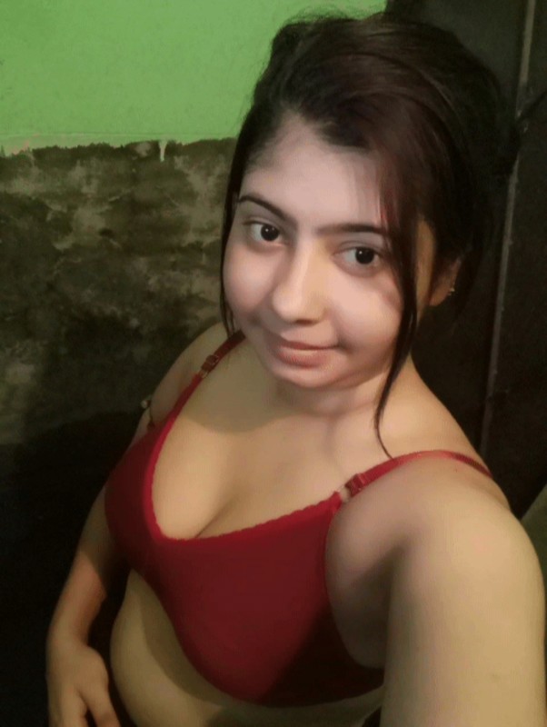 Bangladeshi beautiful girl nude pics 2