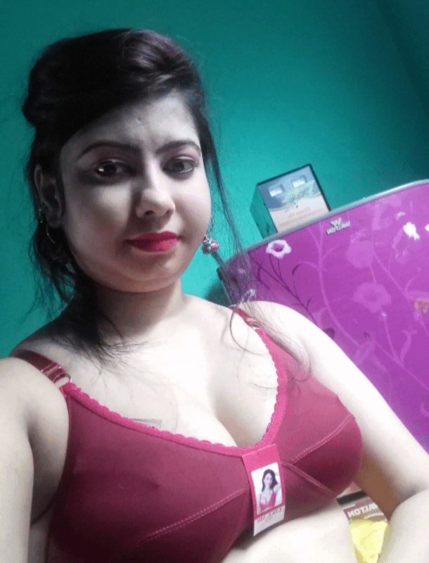 Bangladeshi beautiful girl nude pics 5