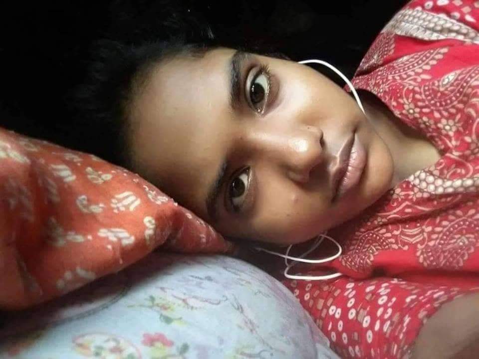 Bangladeshi big boob girl pics online 9