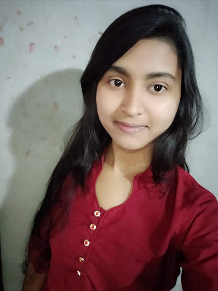 Bangladeshi college girl cutest topless selfies 2