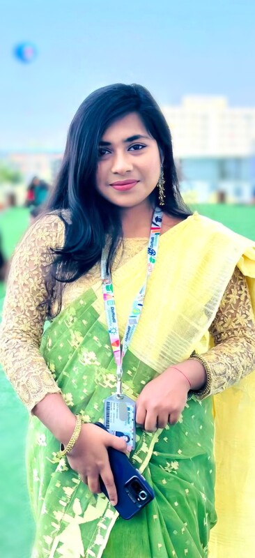 Bangladeshi college student rare nude photo shared 1