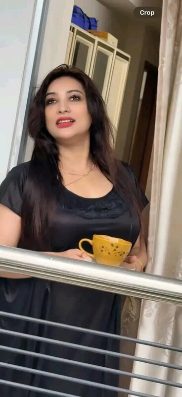 Bangladeshi doctor nude video call to senior surgeon 2