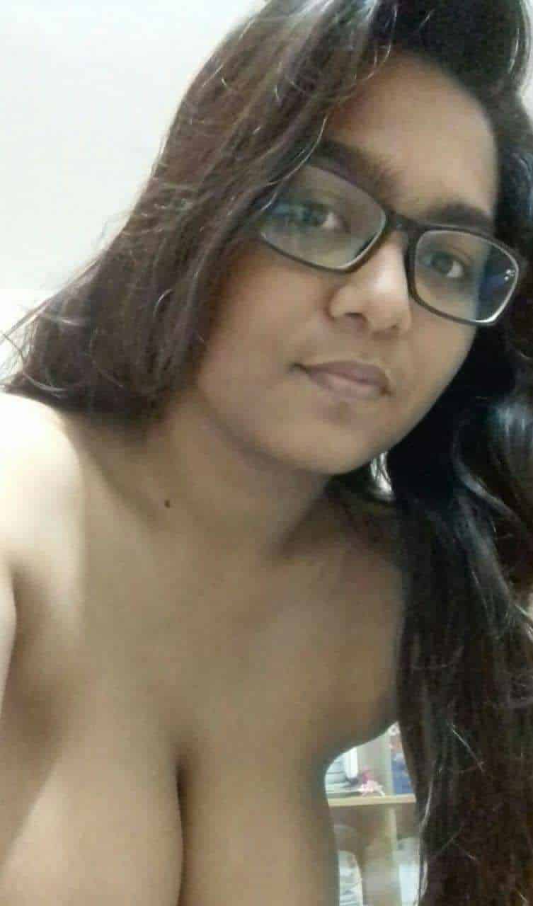 Bangladeshi girl nude photos taken for her lover exposed 8