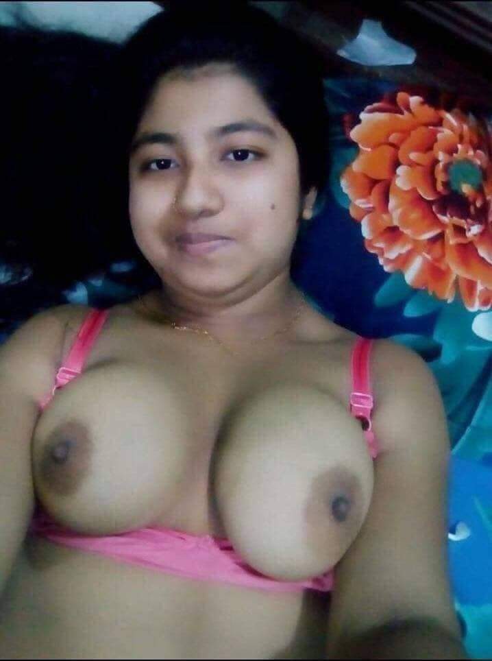 Bangladeshi girl sex pics goes live online 10