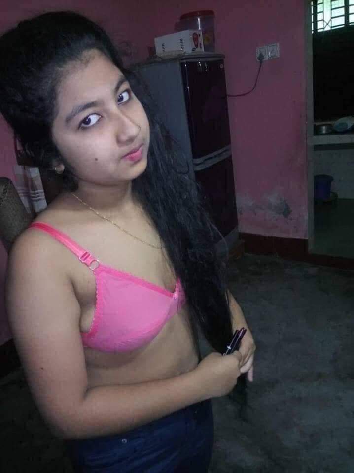 Bangladeshi girl sex pics goes live online 14
