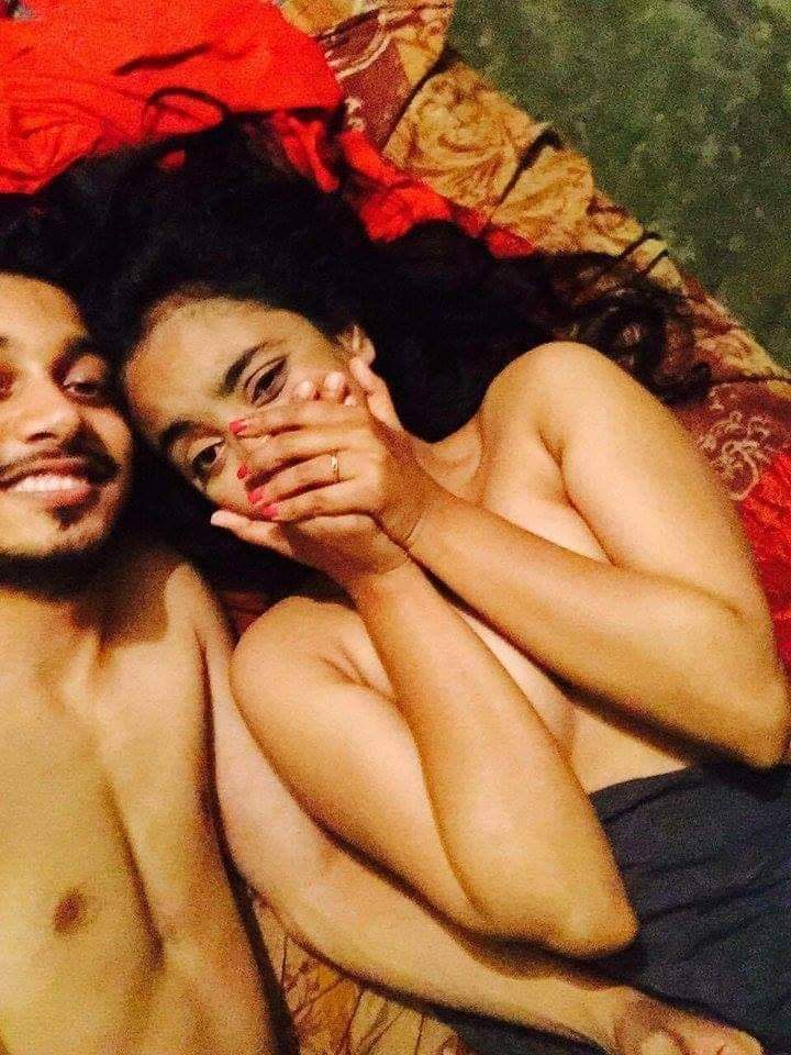 Bangladeshi Lovers sex pics 11
