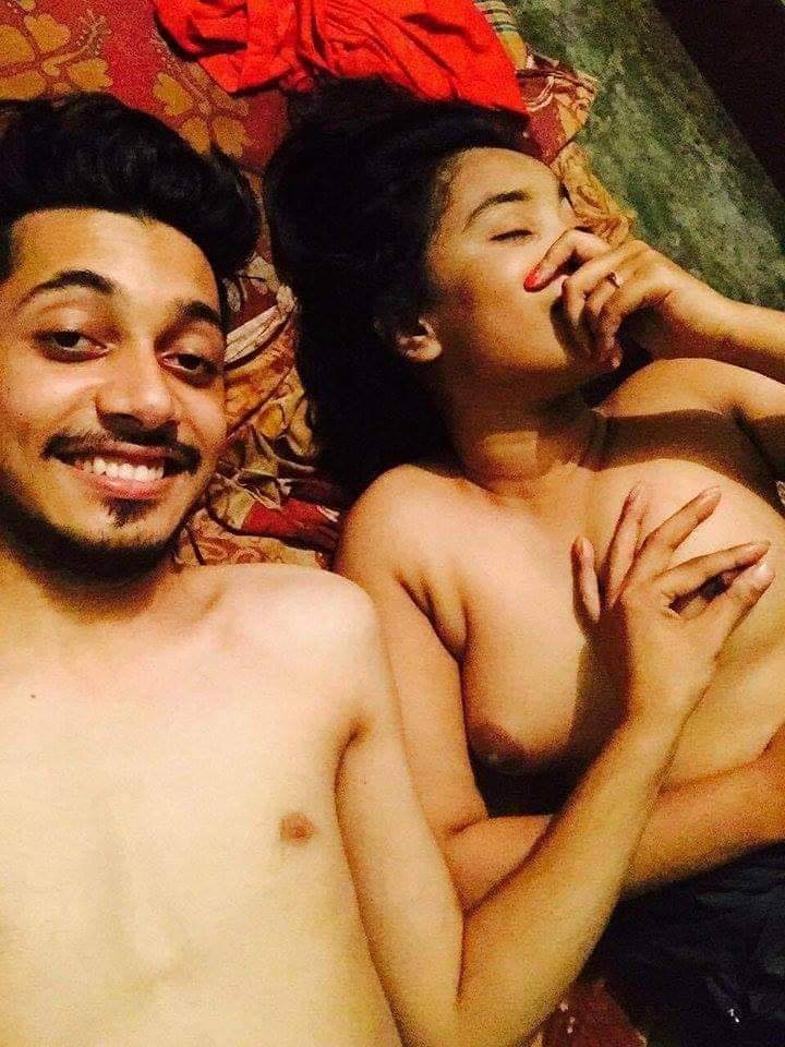 Bangladeshi Lovers sex pics 8