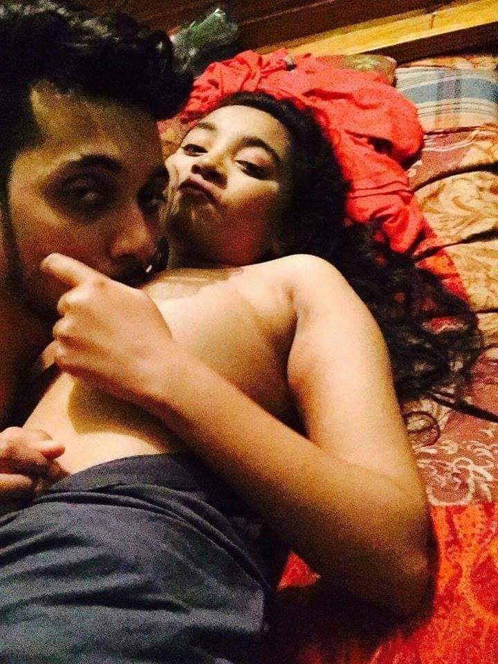 Bangladeshi Lovers sex pics 9