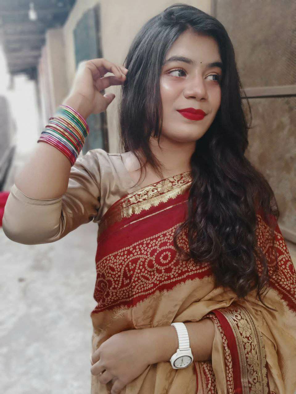Bangladeshi sex bomb naked for first time pics 1