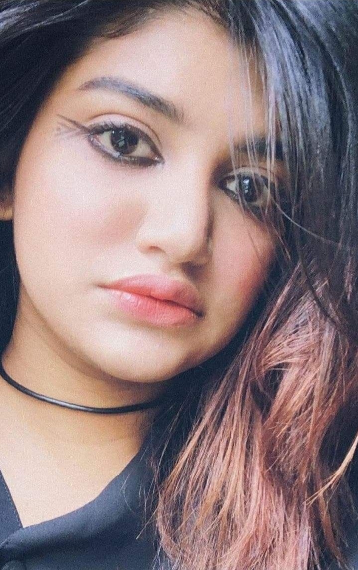 Bangladeshi sexy girl pics got leaked online 5