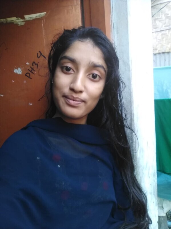 Beautiful Bangladeshi college girl showing naked boobs 1