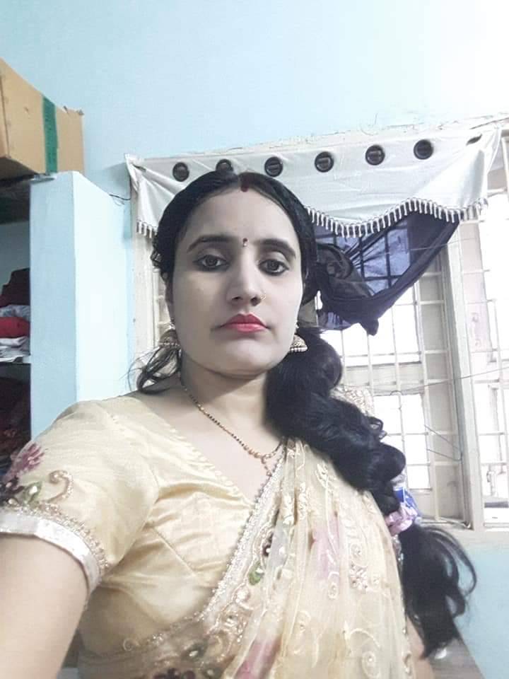 Beautiful bhabhi naked selfie photos update 8