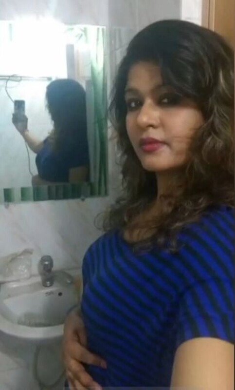 Beautiful bhabhi topless on video call with devar 2