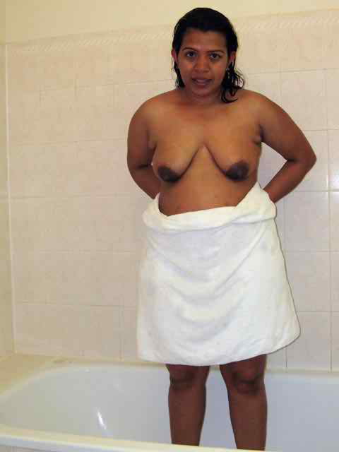 Beautiful desi girls showing off their big boobs and seducing their lover 5
