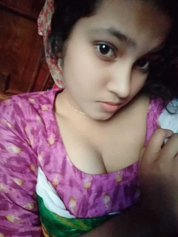 Beautiful girl nude pics for your dick’s pleasure 8