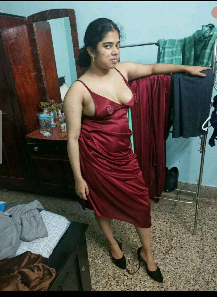 Beautiful mallu chechi naked before sex 5