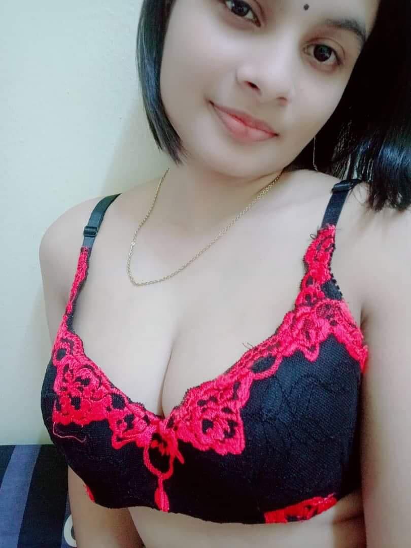 Beautiful Tamil girl leaked nudes 6