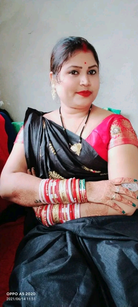 Bengali bhabhi nude photos shared by husband 1