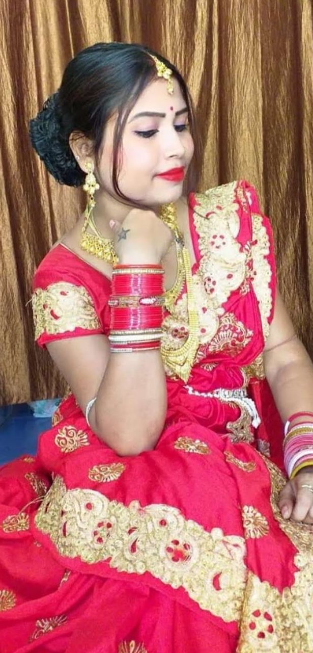 Bengali bhabhi nude photos shared by husband 3