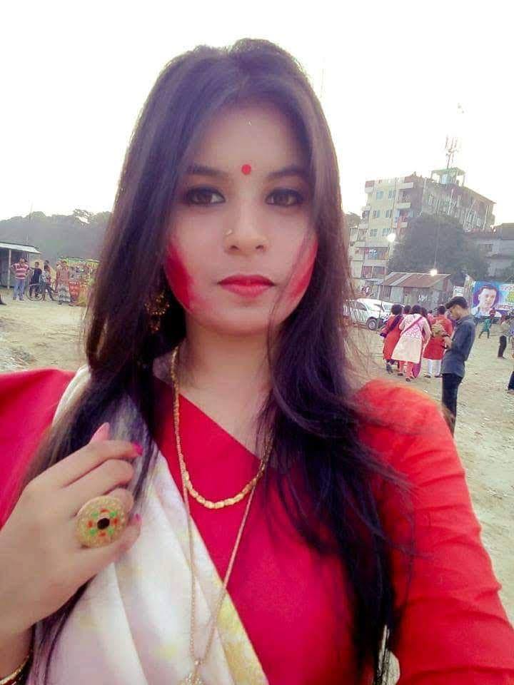 Bengali Boudi nude pics collection goes live 12