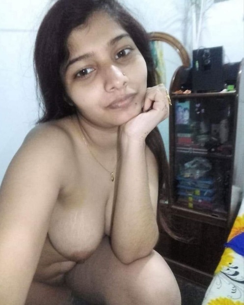 Bengali college girl hot shapely boobs photos 10