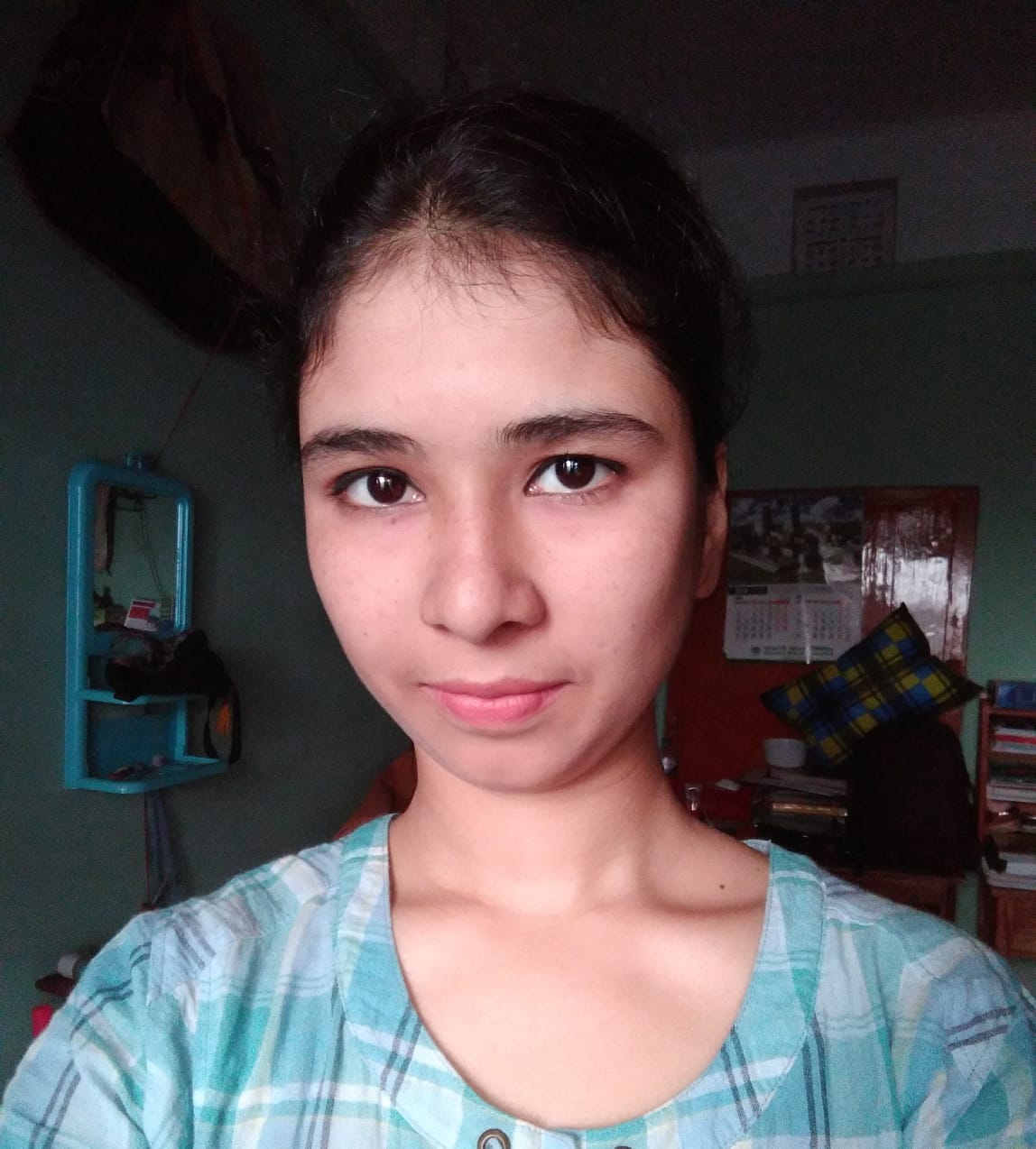 Bengali college girl nude photos shared online 7