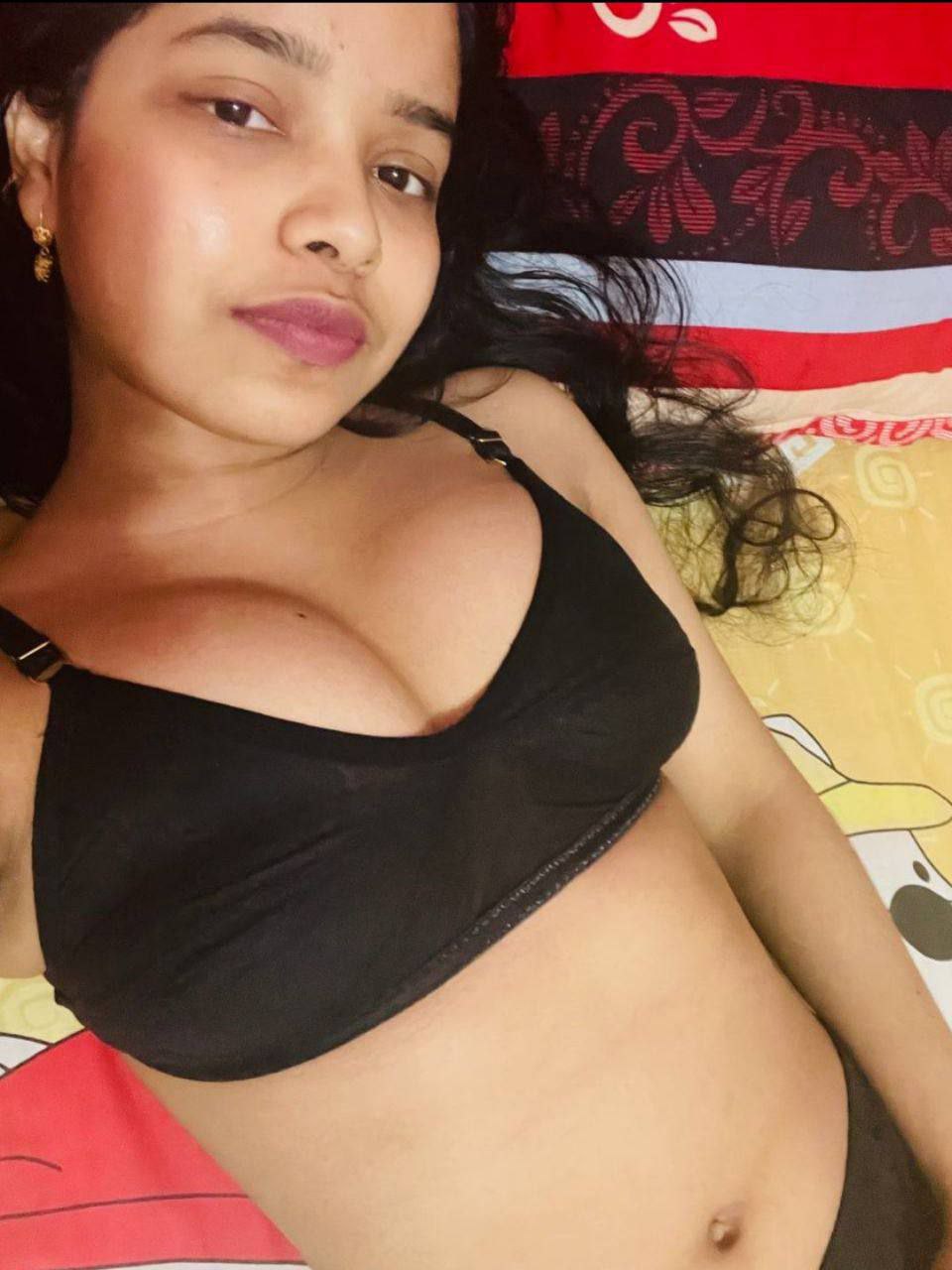 Bengali wife sex with husband in a resort 4