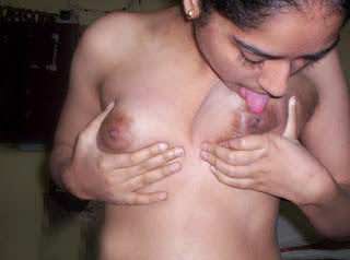 Bengaluru babe playing with her Boobs and Pussy 10