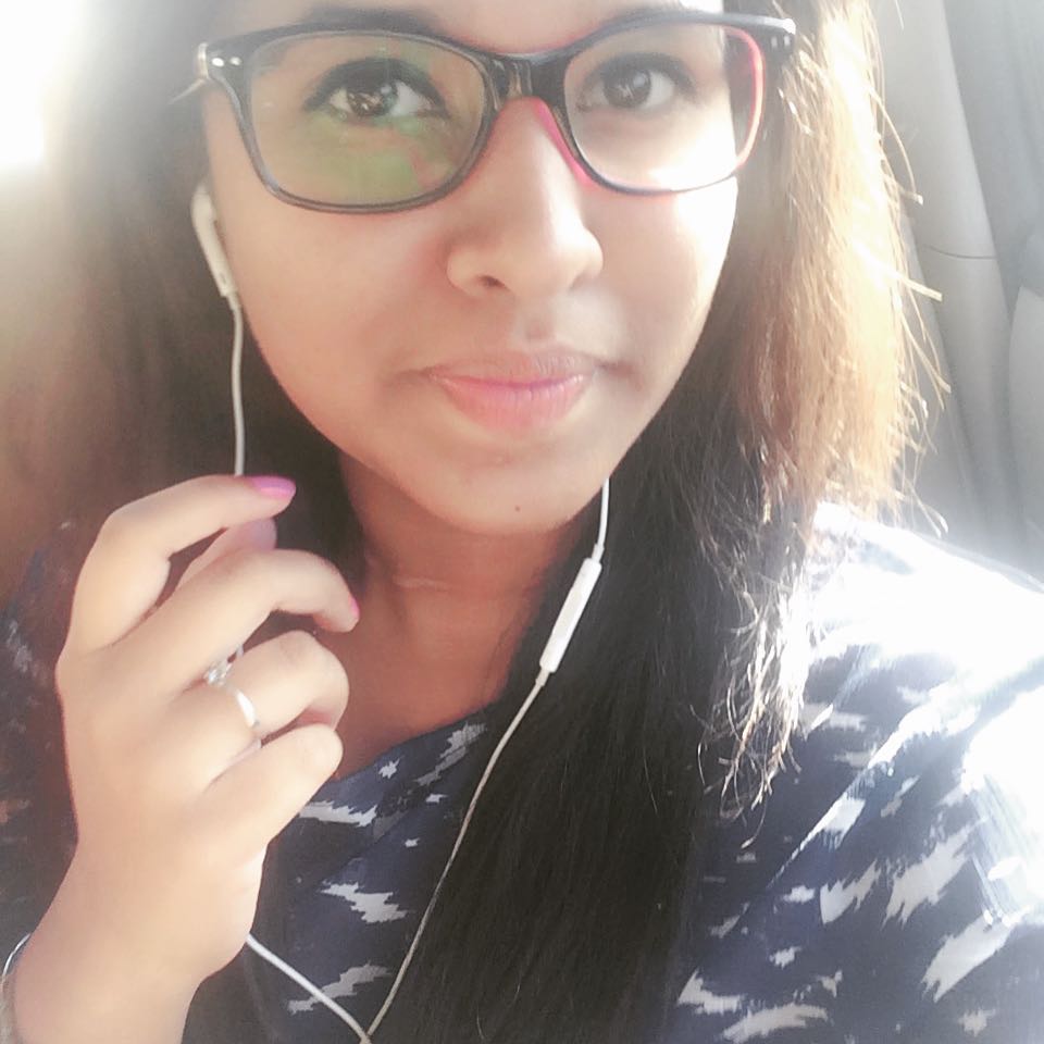 Bengaluru college girl posing nude photos 4