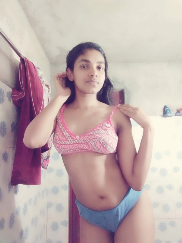 Bengaluru hospital nurse nude selfies for lover 3