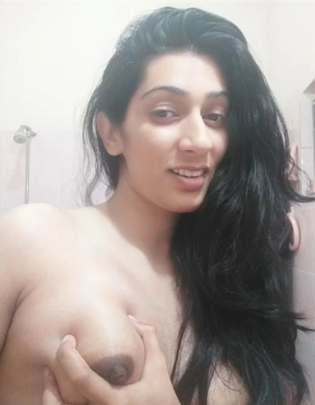 Bhabhi bathroom nude photos to tease your sex mood 2