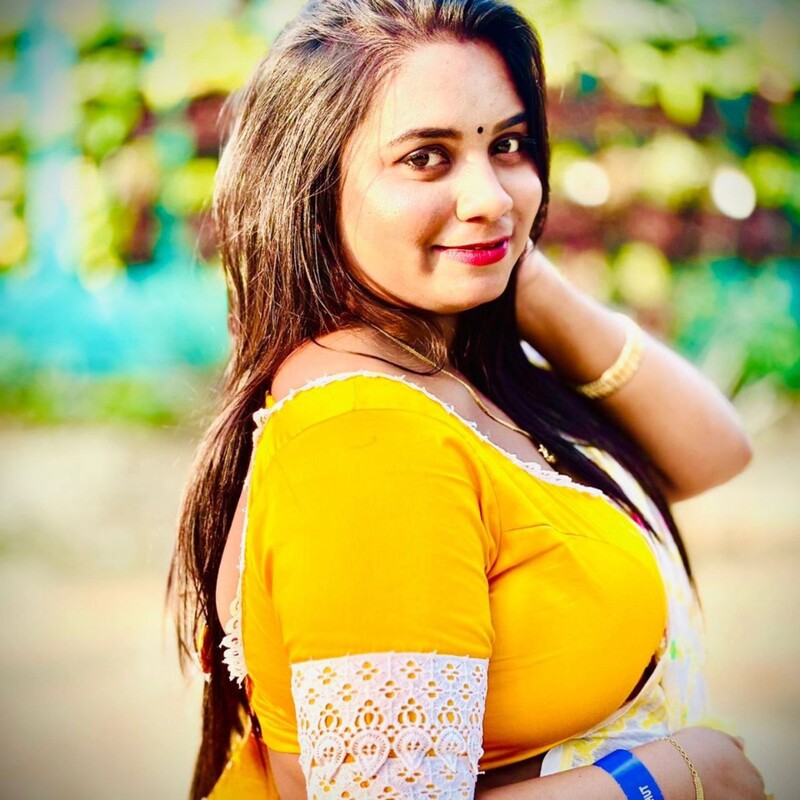 Bhabhi big melons for play for special person 1