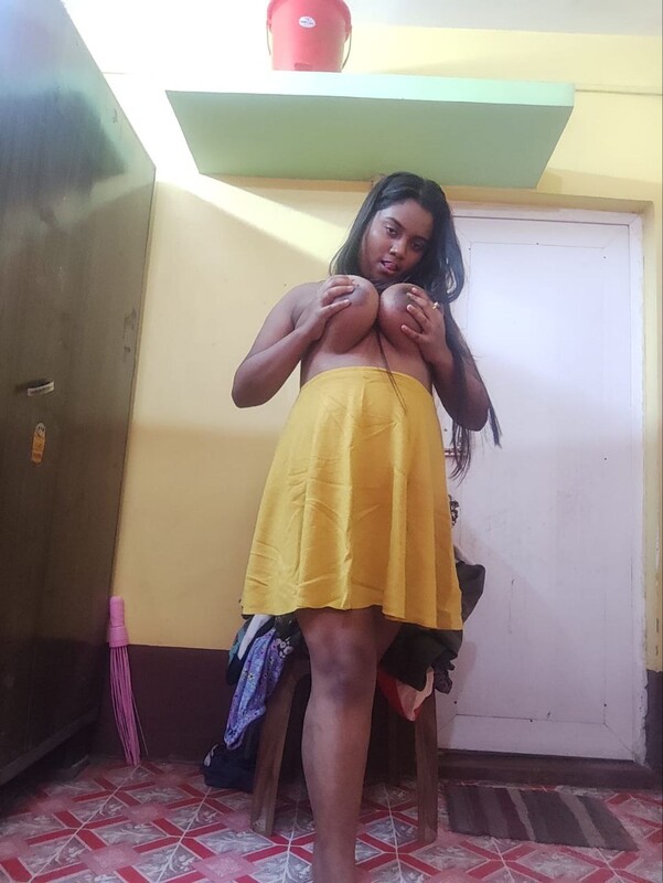 Bhabhi big melons for play for special person 5