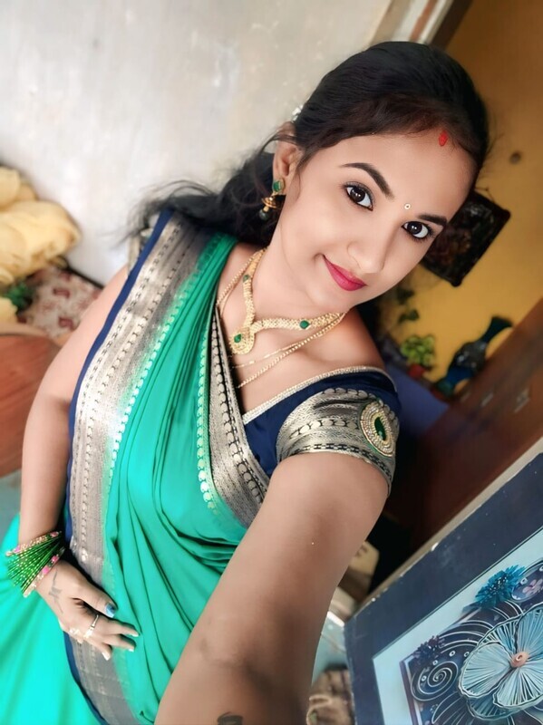 Bhabhi with mangalsutra having sex with secret lover 1