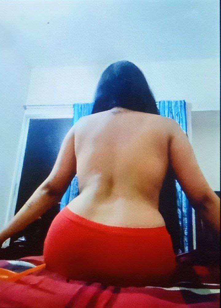 Big ass Indian girlfriend hottest nude photos 5