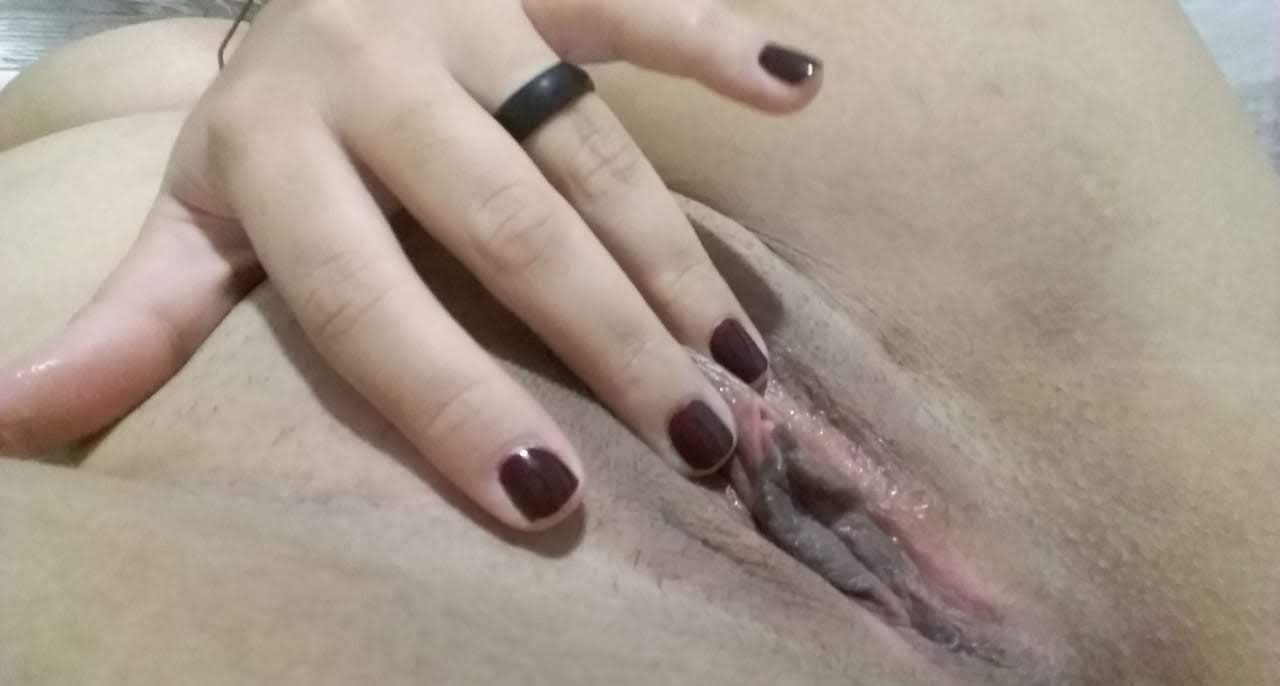 Big ass wife sexy nudes 3