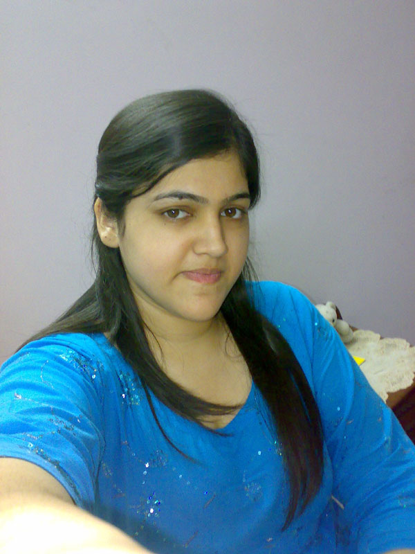 Big boob Indian college girl brings up her nude show 4