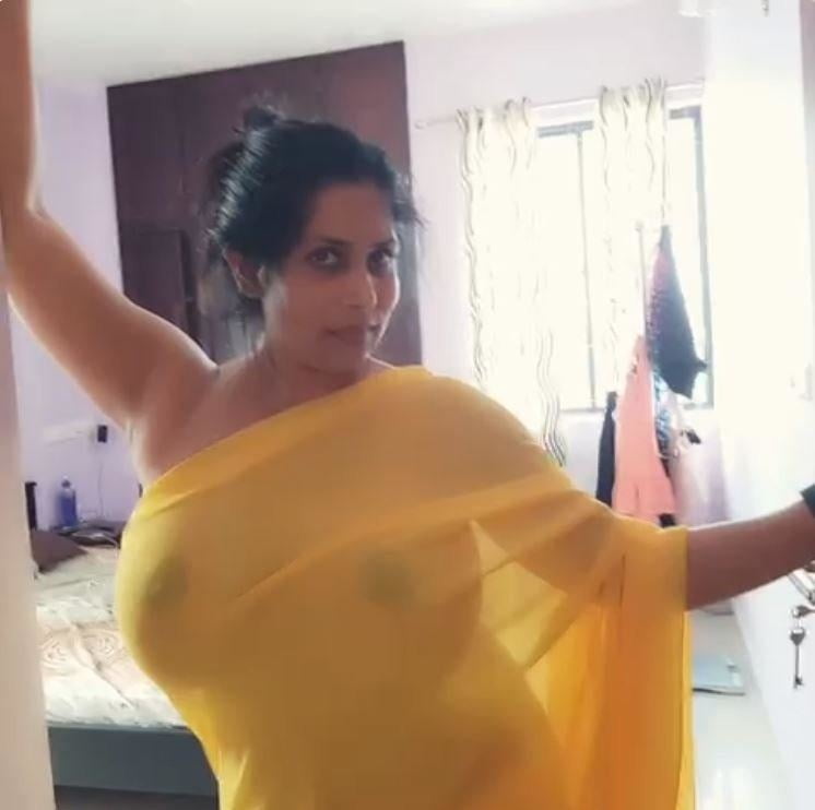 Big boob wife pics would tempted you to masturbate 6