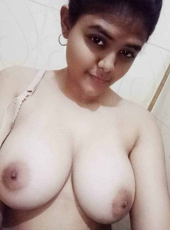 Big boobs Bengali girl nude photo exposure 7