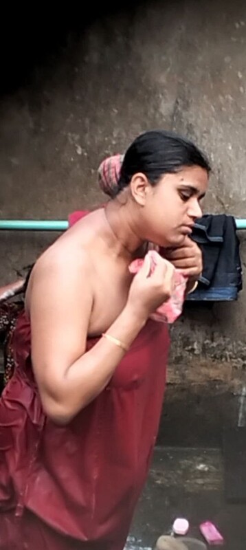 Big boobs bhabhi bathing caught by husband brother 4