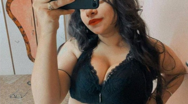 Big boobs Indian girl nude selfie in HD 4