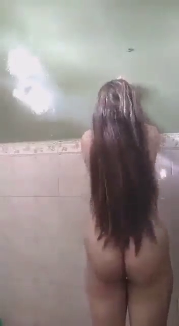Big boobs Paki bhabhi nude in bathroom photos 1