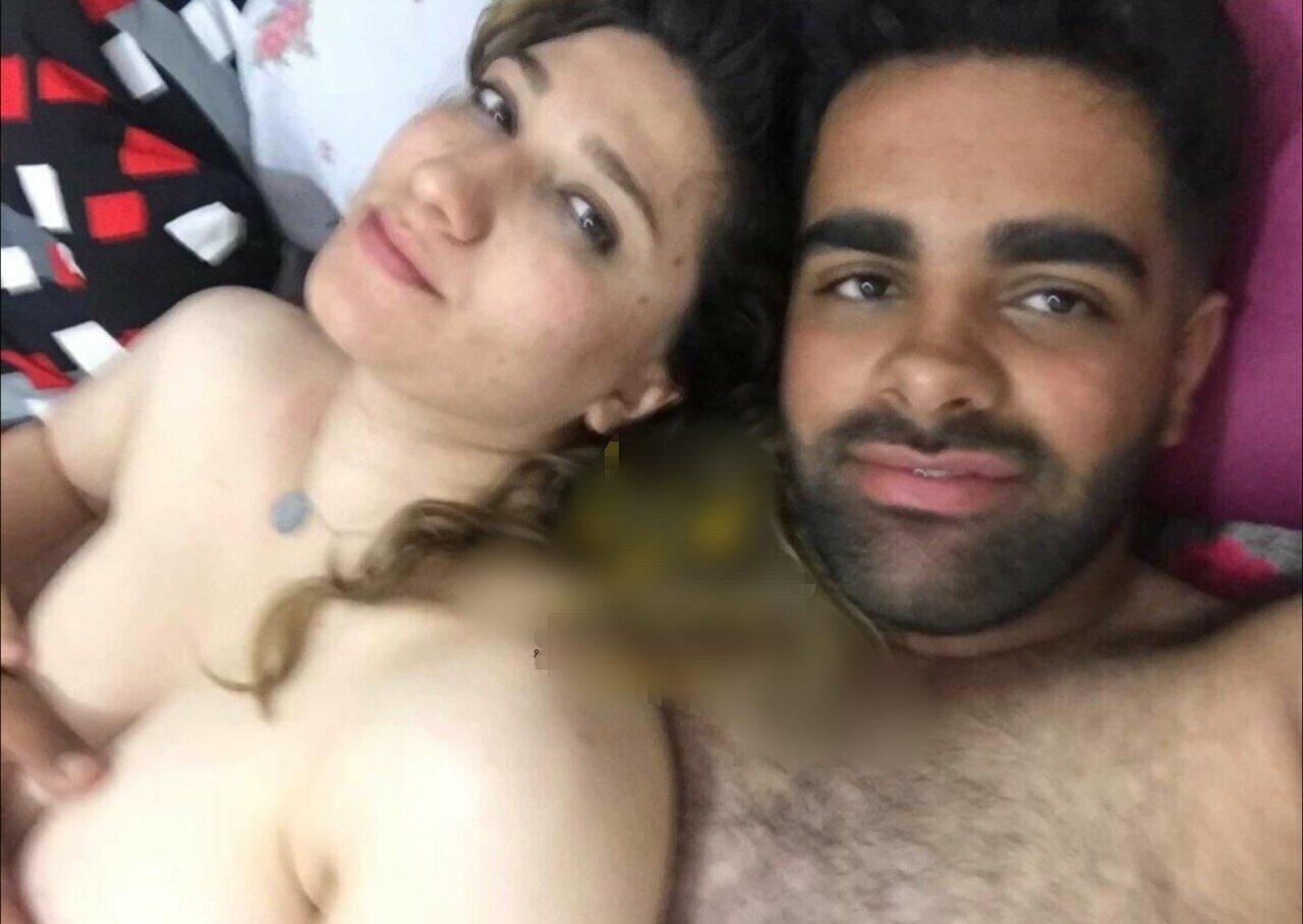 Big boobs Paki GF sex with boyfriend photos 1